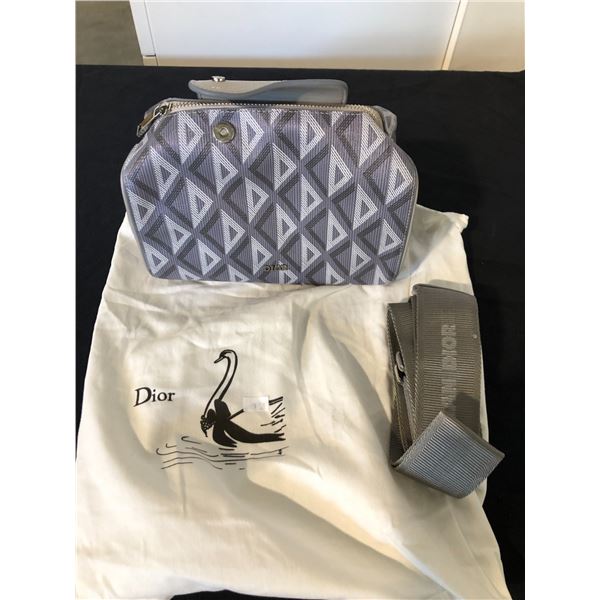 GREY DIOR BAG COMES WITH DUST BAG