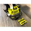 Image 2 : RYOBI 40V CORDLESS BACK MOUNTED LEAF BLOWER WITH BATTERY AND CHARGER