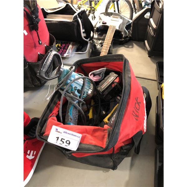 MILWAUKEE PORTABLE TOOL BAG WITH CONTENTS INCLUDING ELECTRIC MAKITA DRILL, MILWAUKEE CORDLESS IMPACT