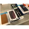 Image 2 : LARGE LOT OF ASSORTED ELECTRONIC ACCESSORIES INCLUDING DIGITAL DISPLAY POWER BANKS, FAST CHARGE
