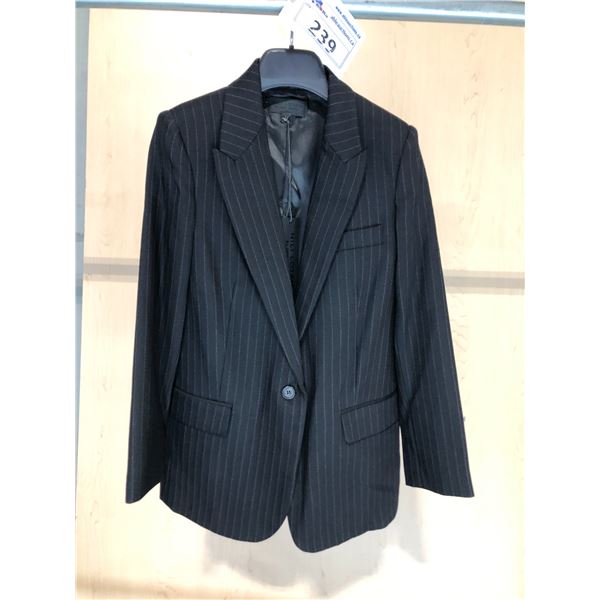 NILI LOTAN NEW YORK MARIETTE BLACK PINSTRIPE LADIES BLAZER SIZE 2 BLACK AND WHITE