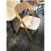 Image 2 : DESIGN WITHIN REACH NARIN NATURAL OAK FOLDING CHAIR
