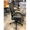 Image 2 : HERMAN MILLER AERON BLACK FULL ADJUSTABLE TASK CHAIR (SIZE B) RETAIL PRICE $2,525 CAN