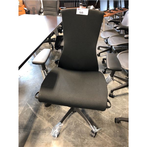 HERMAN MILLER EMBODY BLACK/GRAPHITE FULLY ADJUSTABLE GAMING TASK CHAIR RETAIL $2264 CAN