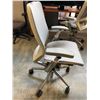 Image 2 : NIGHTINGALE GREY IC2 7300 MULTI-ADJUSTMENT TASK CHAIR