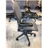 Image 2 : HERMAN MILLER AERON GRAPHITE FULLY ADJUSTABLE TASK CHAIR SIZE C RETAIL PRICE $2243 CAN