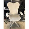 Image 1 : HERMAN MILLER MIRRA2 GREY TASK CHAIR RETAIL $2400 CAN