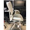 Image 2 : HERMAN MILLER MIRRA2 GREY TASK CHAIR RETAIL $2400 CAN