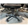 Image 2 : BLACK MESH BACK MULTI-LEVER TASK CHAIR
