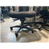Image 2 : BLACK MESH BACK MULTI-LEVER TASK CHAIR