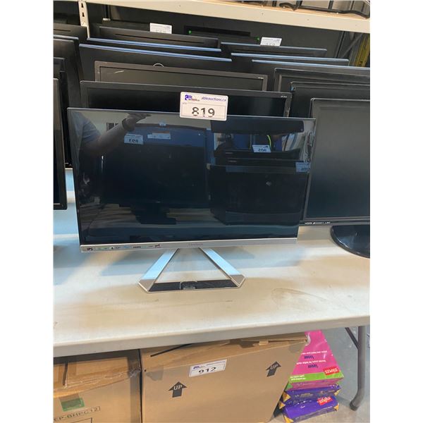 1 VIEWSONIC AND 2 HP 24" LCD MONITORS - NO POWER CORDS