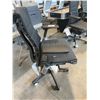 Image 2 : HERMAN MILLER EMBODY BLACK/GRAPHITE FULLY ADJUSTABLE GAMING TASK CHAIR