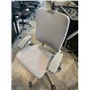 Image 2 : NIGHTINGALE GREY IC2 7300 MULTI-ADJUSTMENT TASK CHAIR