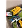 Image 2 : BOX OF CORDLESS BATTERIES AND HARDWARE