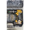 Image 2 : DEWALT 20V CORDLESS DRILL AND DRIVER SET WITH 2 BATTERIES ABND CHARGER WORKING