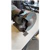 Image 2 : BENCH GRINDER WORKING WITH B&D ROUTER