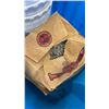 Image 2 : TOTE OF PLANTERS, TAR PAPER, NAILS AND HANDLESET