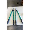 Image 1 : 2 NEW EXTENDABLE PRUNERS
