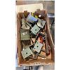 Image 2 : 2 BOXES OF TOOLS AND ANCHORS