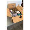 Image 1 : BOX OF NEW ITEMS