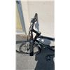 Image 2 : GREY KONA BIKE