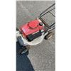 Image 2 : HONDA GAS POWERED LAWN MOWER WORKING