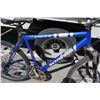 Image 2 : BLUE SCHWINN BIKE