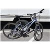 Image 1 : BLUE SCHWINN BIKE