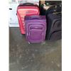 Image 2 : 4 LUGGAGE SUITCASES