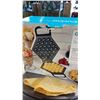 Image 2 : CUCINA PRO CREPE MAKER, BUBBLE WAFFLE MAKER, AND PASTA MAKER