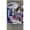 Image 2 : BAG OF YARN AND TOTE OF FABRIC