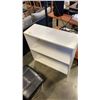 Image 1 : WHITE SHELF