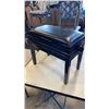 Image 1 : VINTAGE PIANO STORAGE BENCH