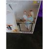 Image 2 : AS NEW BOSTON MAGNETIC AUTO CLOSE SECURITY GATE - RETAIL $99