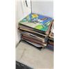Image 2 : LOT OF RECORDS CDS AND VIDEO DOCUMENTARY