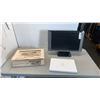 Image 1 : MACBOOK HAS POWER WITH MONITOR AND SHICK POWER STYLER
