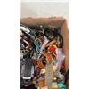 Image 3 : LOT OF WATCHES FOR PARTS AND OR REPAIR