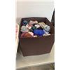 Image 2 : FARIC BOX AND BASKET OF FABRIC AND YARN