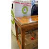 Image 2 : VINTAGE SOFA TABLE