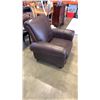 Image 2 : BROWN LEATHER RECLINER ARMCHAIR