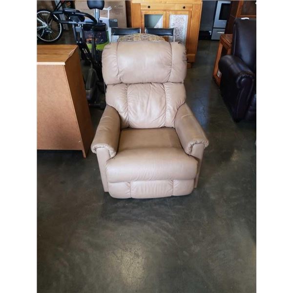LAZ Y BOY BEIGE LEATHER RECLINER