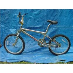 Rhino Turn n Burn Boys Dirt Bicycle