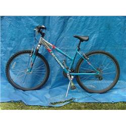 Schwinn Aluminum Womens Mountain Bicycle