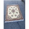 Image 1 : Area carpet 47"x68"
