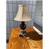Image 1 : Table lamp