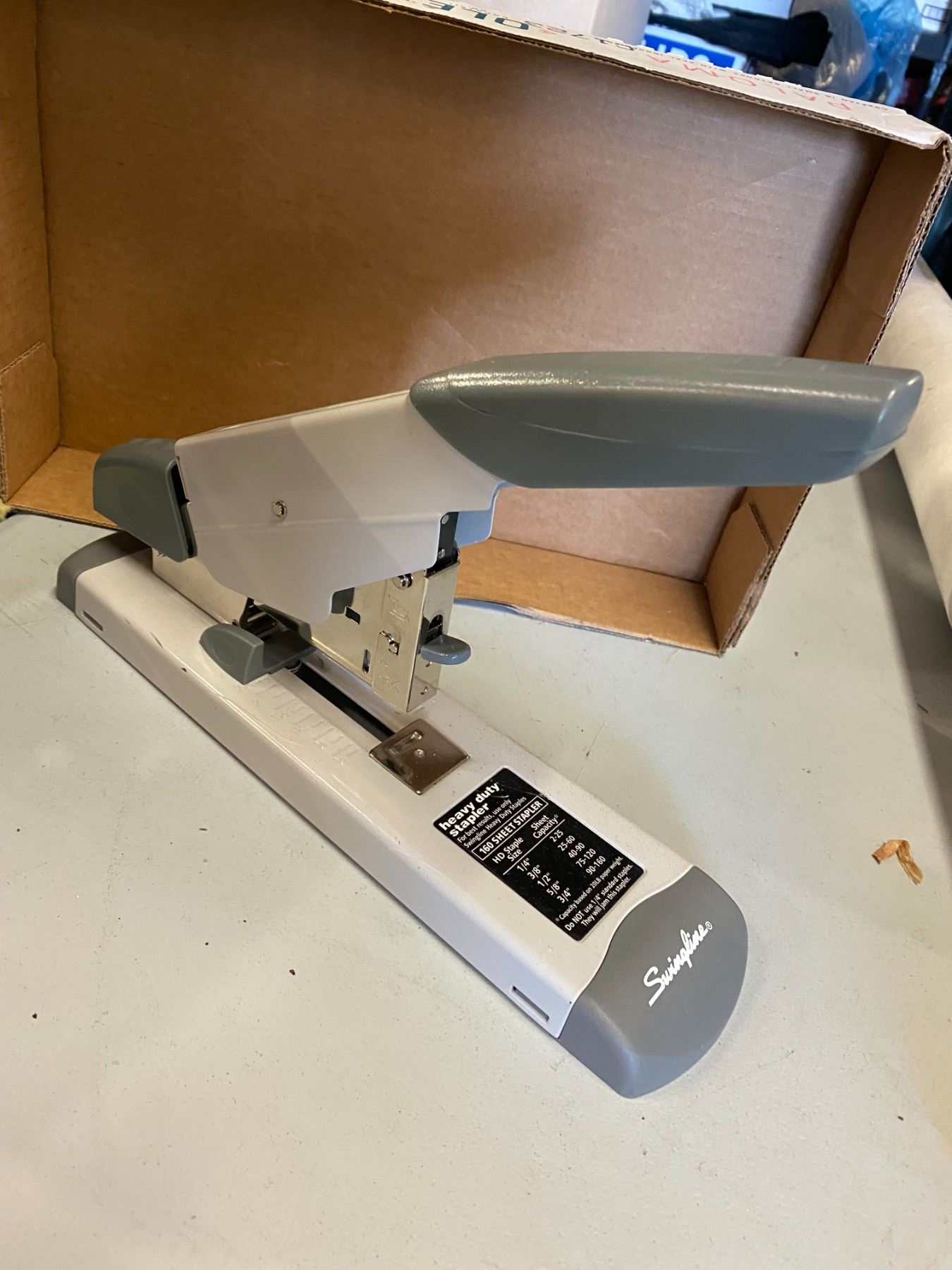 Swingline heavy duty stapler