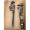 Image 1 : wrenches