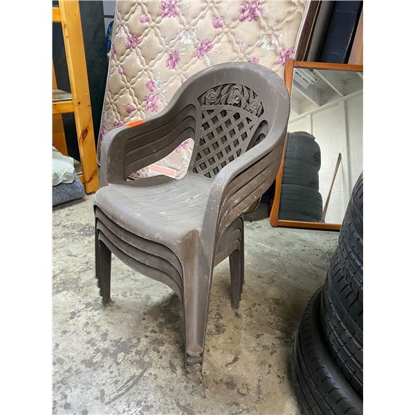 4 stacking patio chairs