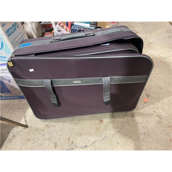 Samsonite suitcase set
