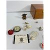 Image 2 : Vintage Wood Box w/Various Collectibles